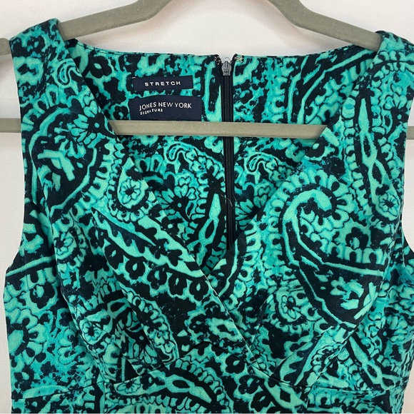 Chic sheath dress in turquoise with a v neck by Jones New York. Mostly cotton! - Picture 3 of 5